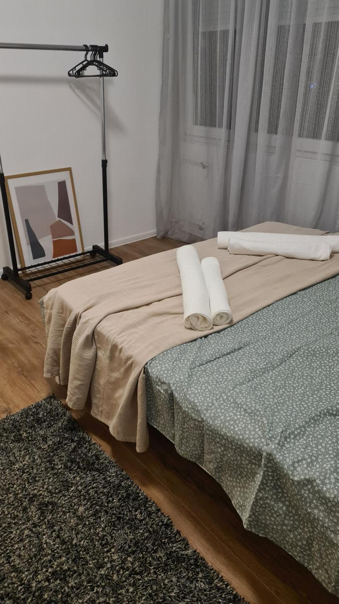 באניה לוקה Peni Apartman Centar מראה חיצוני תמונה